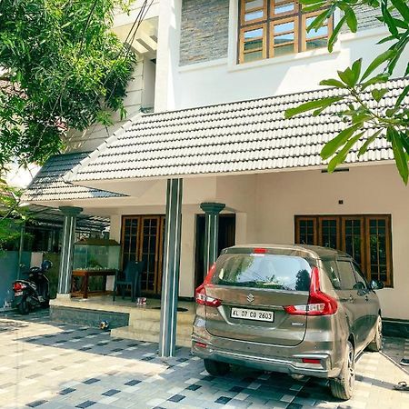 Budget Home Kochi ภายนอก รูปภาพ