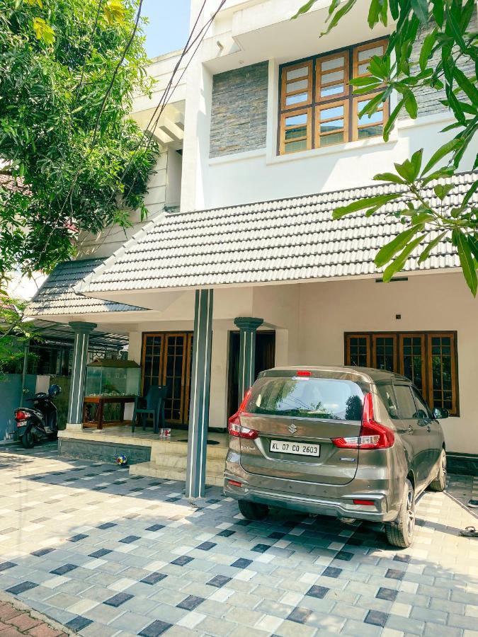 Budget Home Kochi ภายนอก รูปภาพ