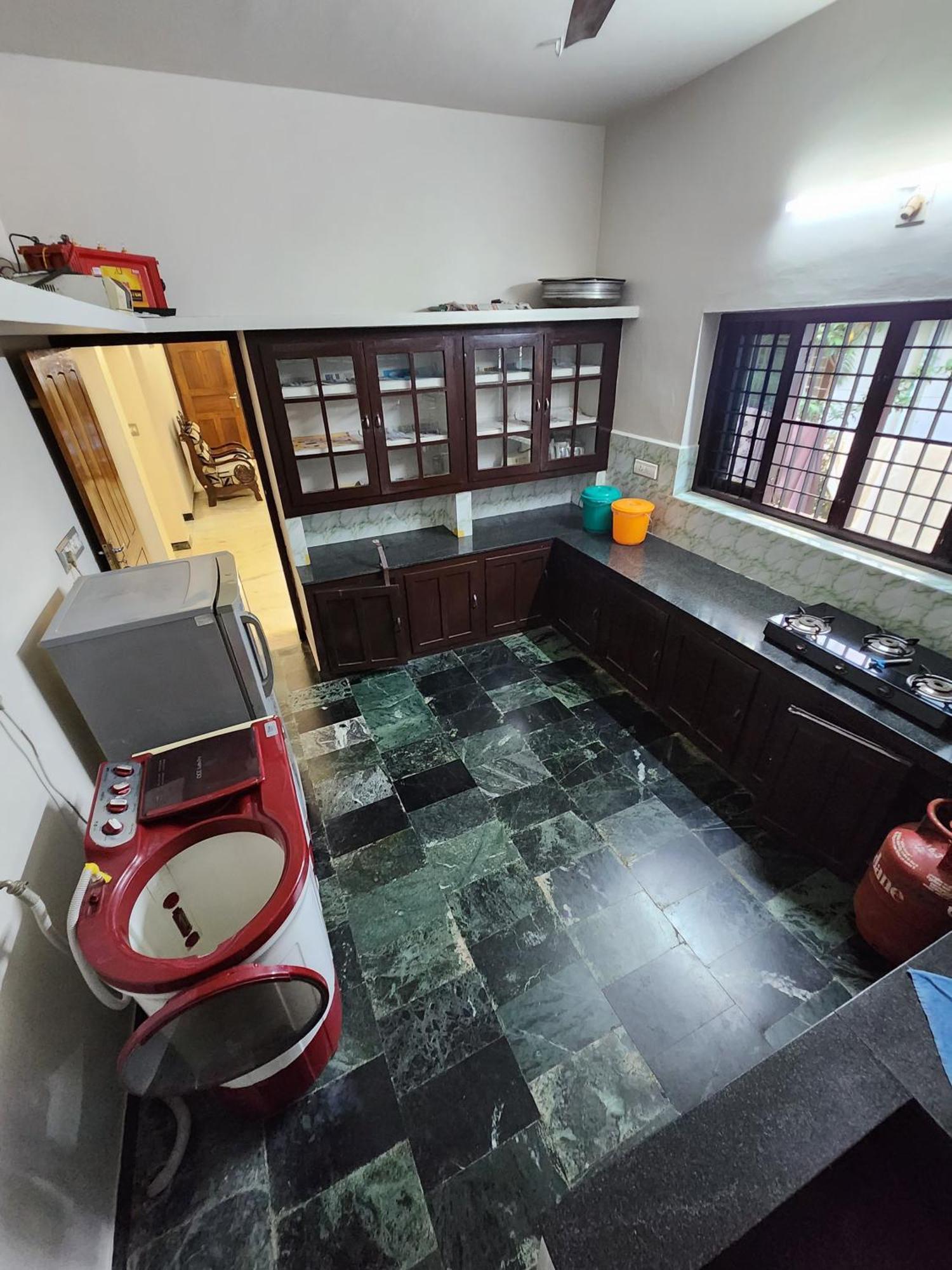 Budget Home Kochi ภายนอก รูปภาพ