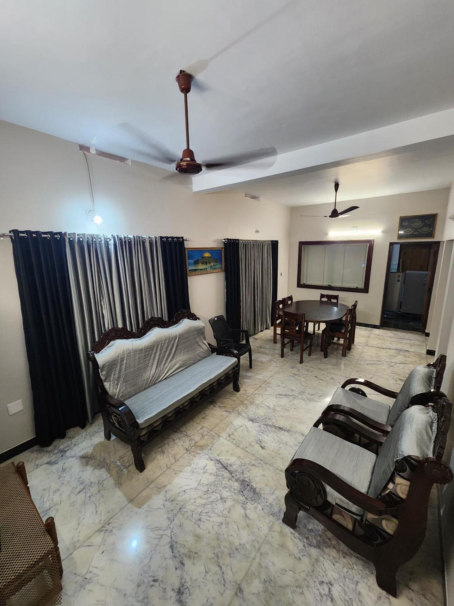 Budget Home Kochi ภายนอก รูปภาพ
